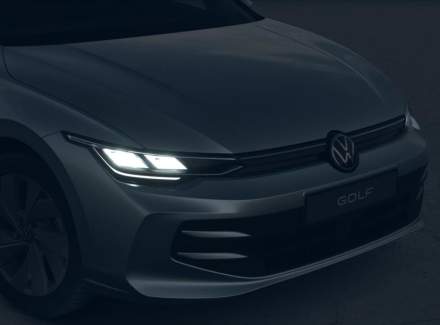 Volkswagen - Golf