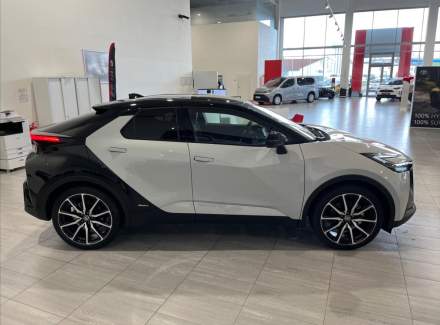 Toyota - C-HR