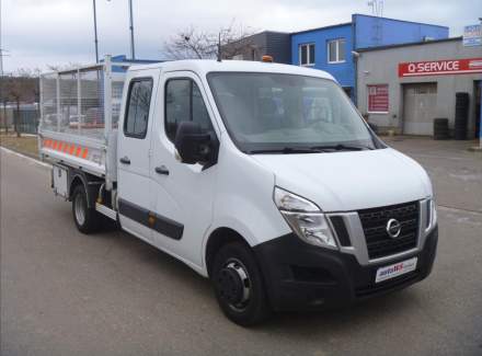 Nissan - NV400