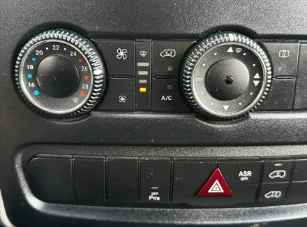 Mercedes-Benz - Sprinter