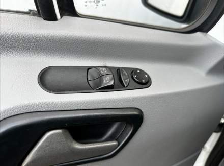Mercedes-Benz - Sprinter