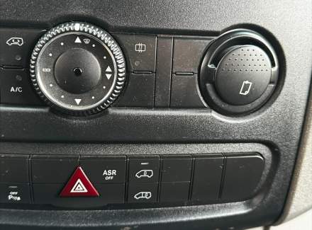 Mercedes-Benz - Sprinter