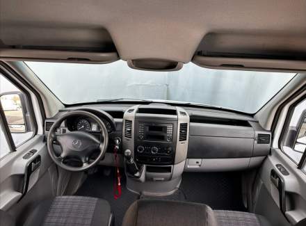 Mercedes-Benz - Sprinter
