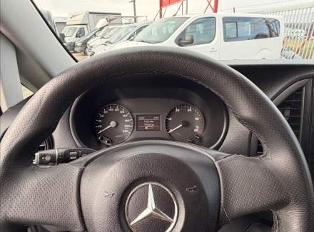 Mercedes-Benz - Vito