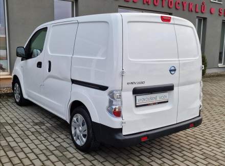 Nissan - NV200