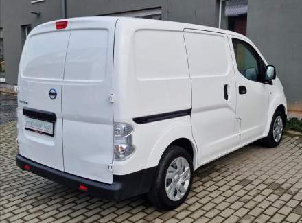 Nissan - NV200