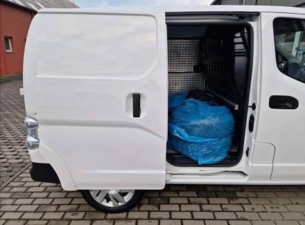 Nissan - NV200