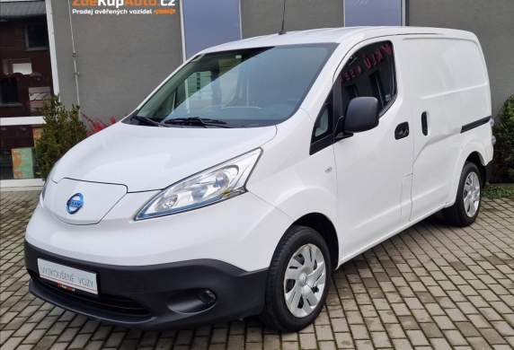 Nissan - NV200