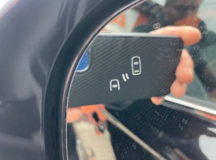 Mitsubishi - Outlander