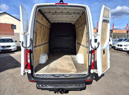 Mercedes-Benz - Sprinter