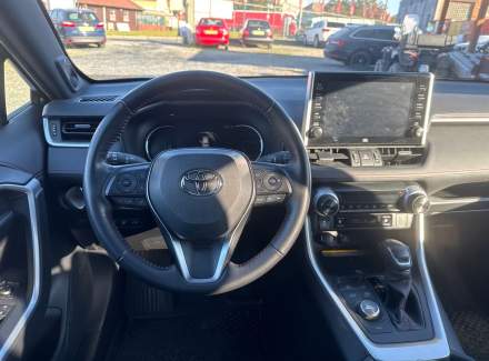 Toyota - RAV 4