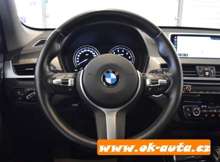 BMW - X1
