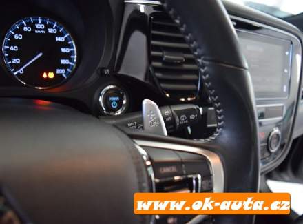 Mitsubishi - Outlander