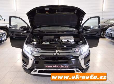 Mitsubishi - Outlander