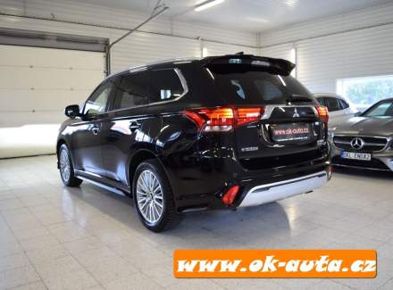 Mitsubishi - Outlander