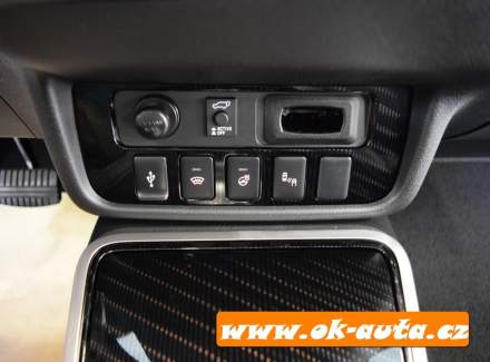 Mitsubishi - Outlander