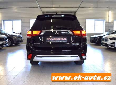 Mitsubishi - Outlander