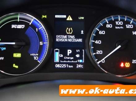 Mitsubishi - Outlander