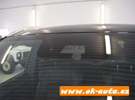 Mitsubishi - Outlander