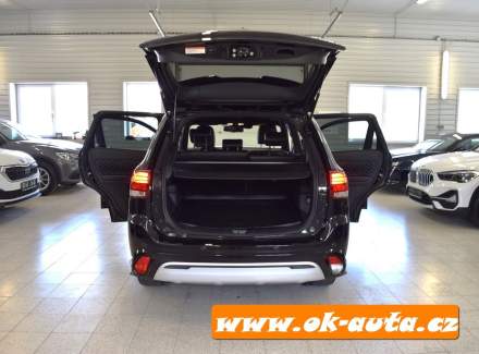 Mitsubishi - Outlander