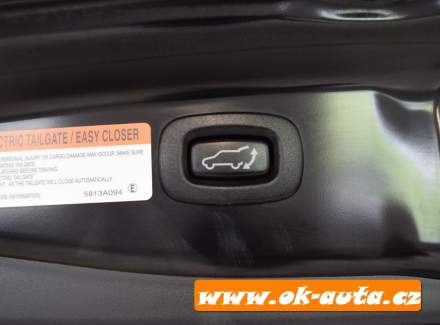 Mitsubishi - Outlander