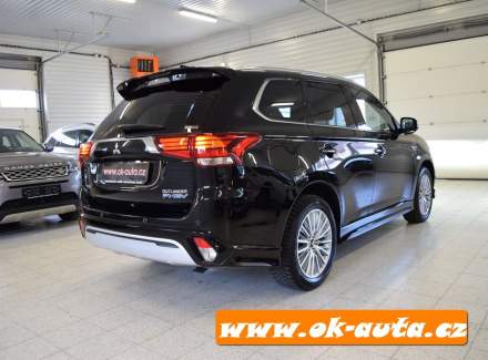 Mitsubishi - Outlander