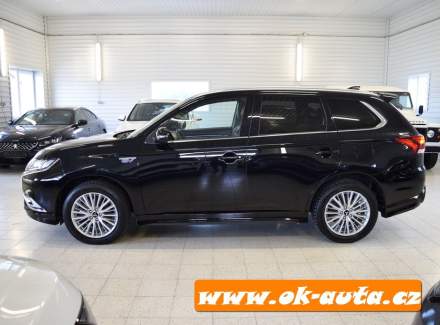 Mitsubishi - Outlander