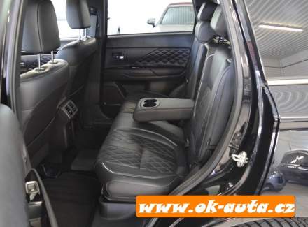 Mitsubishi - Outlander