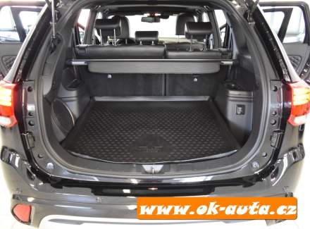 Mitsubishi - Outlander