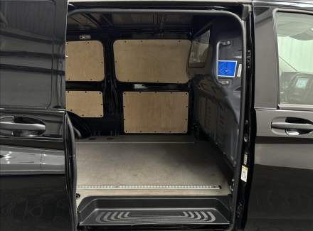Mercedes-Benz - Vito