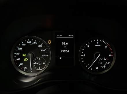 Mercedes-Benz - Vito