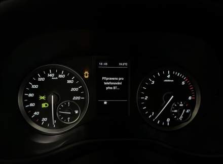 Mercedes-Benz - Vito