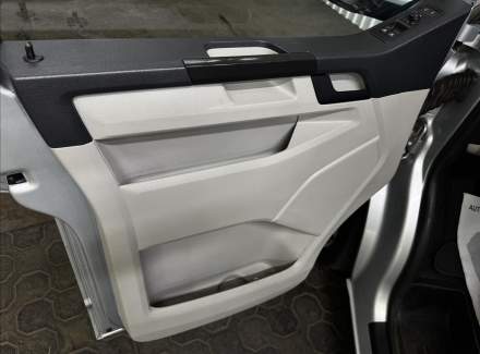 Volkswagen - Transporter