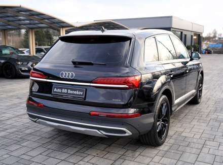 Audi - Q7
