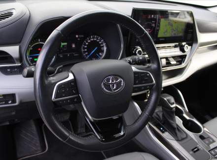 Toyota - Highlander