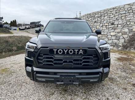 Toyota - Sequoia