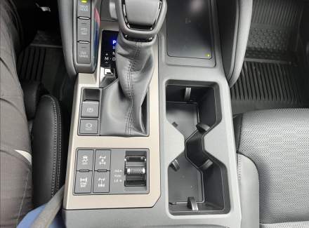 Toyota - Land Cruiser