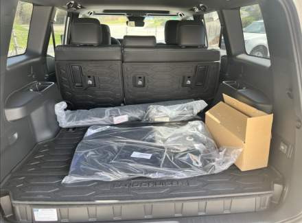 Toyota - Land Cruiser