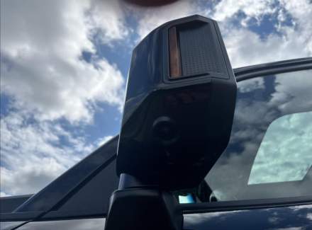 Toyota - Land Cruiser