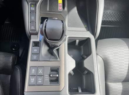 Toyota - Land Cruiser