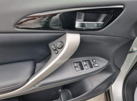 Mitsubishi - 3000 GT