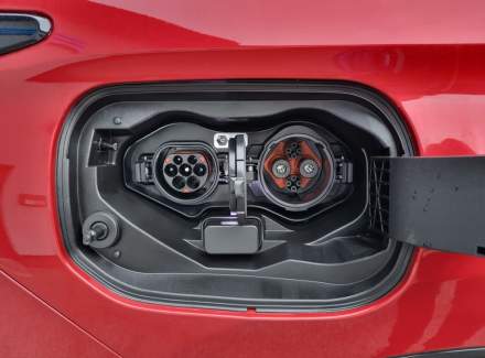 Mitsubishi - Outlander