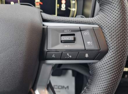 Mitsubishi - Outlander