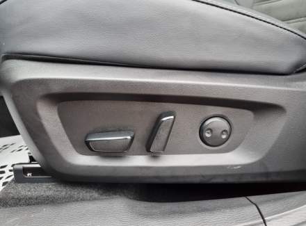 Mitsubishi - Outlander