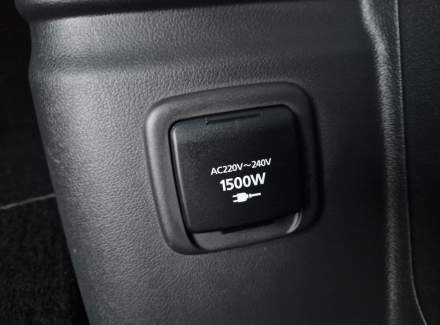 Mitsubishi - Outlander