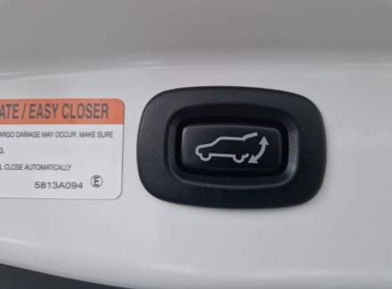 Mitsubishi - Outlander