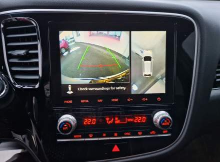 Mitsubishi - Outlander