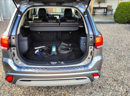 Mitsubishi - Outlander