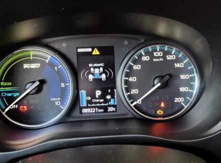 Mitsubishi - Outlander