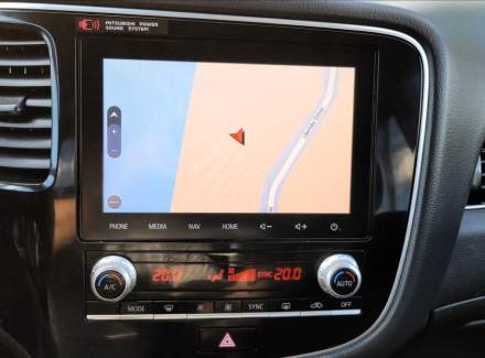 Mitsubishi - Outlander